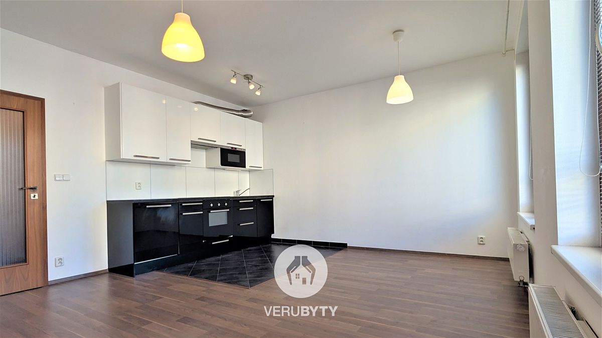 Pronájem bytu 1+kk 34 m²