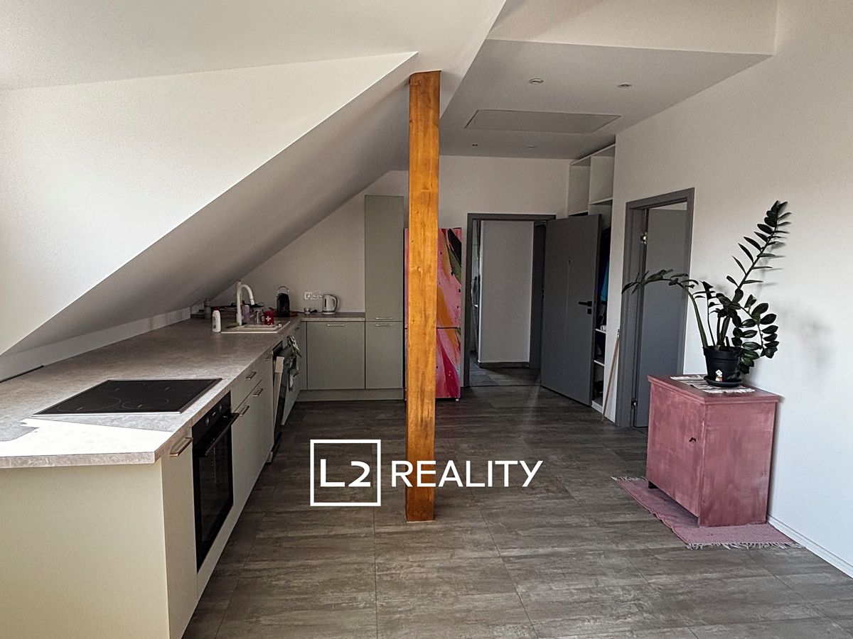 Pronájem bytu 2+kk 80 m² – fotografie 5