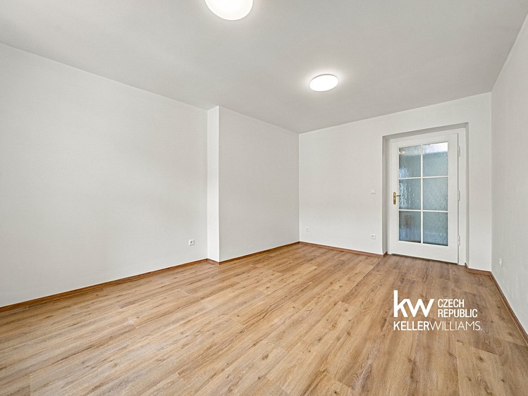 Pronájem bytu 3+kk, 90 m² (15 z 47)