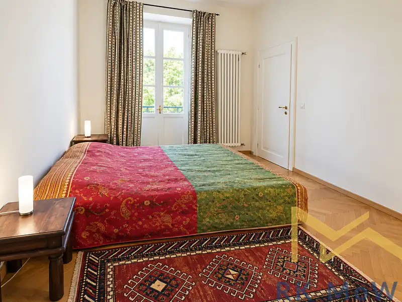 Pronájem bytu 3+1 94 m², Praha – náhled fotky 2