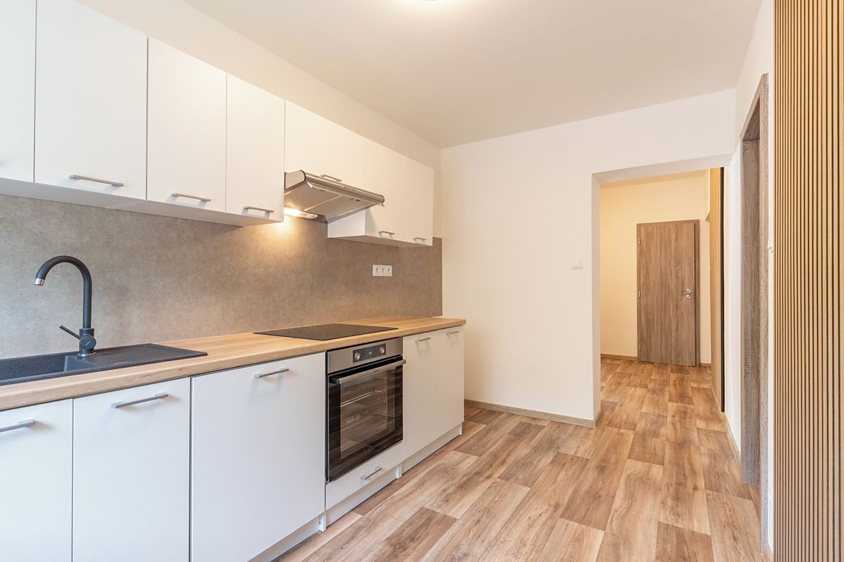Prodej bytu 2+1 48 m² – fotografie 2
