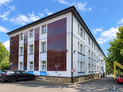 Prodej kanceláře 2150 m²
