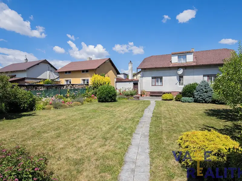 Prodej rodinného domu 140 m², pozemek 885 m², Jistebník – náhled fotky 1