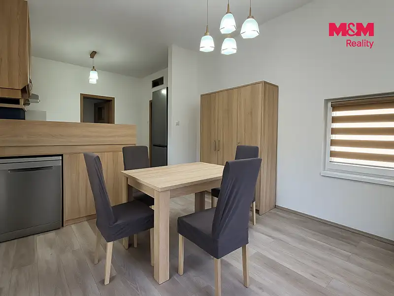Prodej rodinného domu 62 m², pozemek 849 m², Velemyšleves – náhled fotky 3