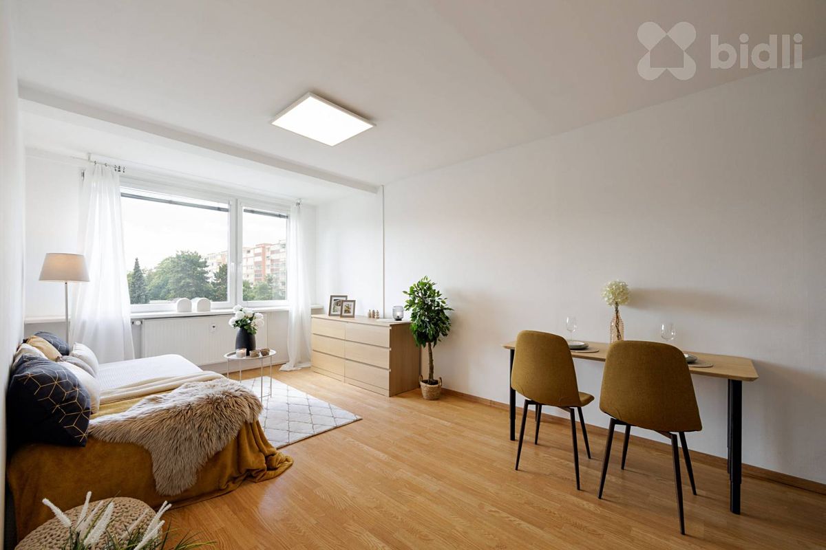 Pronájem bytu 2+kk 42 m², Praha – fotka 1 z 3