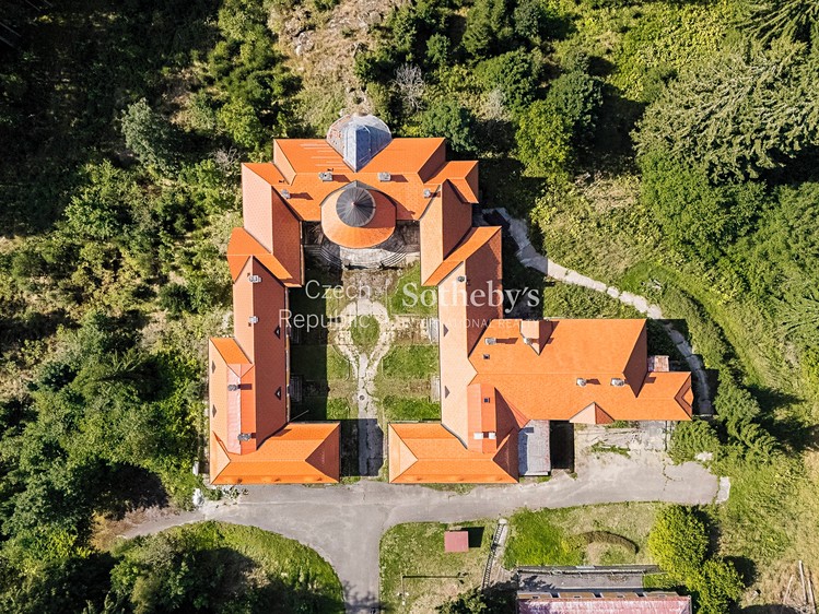Prodej domu, 2 500 m² (20 z 24)
