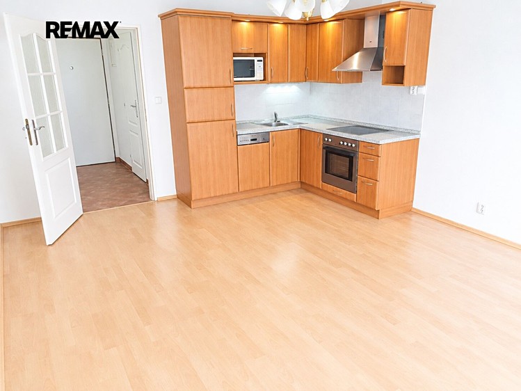 Wohnung 1+kk zum Kauf, 31 m² (6 von 17)