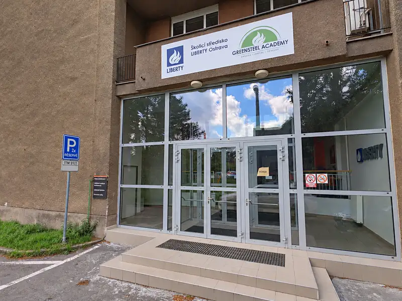 Prodej komerční nemovitosti 827 m², Ostrava – náhled fotky 2