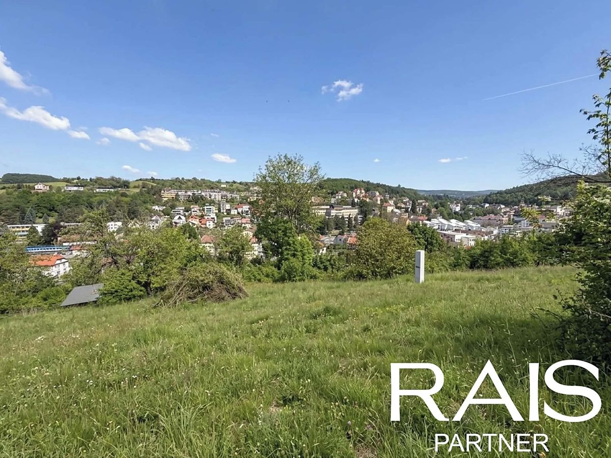 Prodej stavebního pozemku 1833 m² – fotografie 3