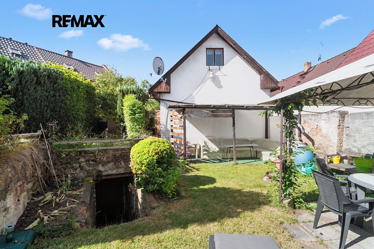 Prodej chalupy 108 m², pozemek 304 m², Roztoky – fotka 1 z 3