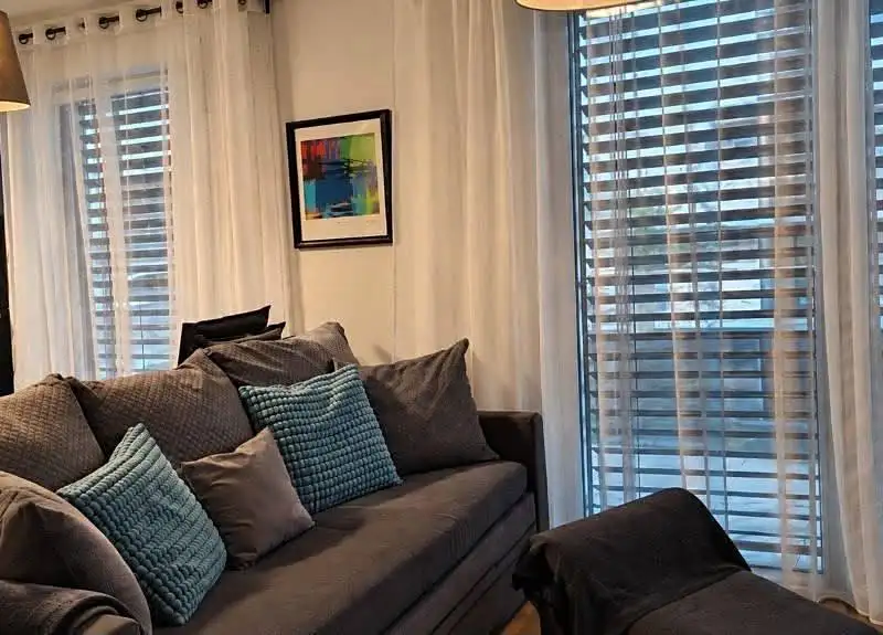 Pronájem bytu 1+kk 42 m², Praha – náhled fotky 2