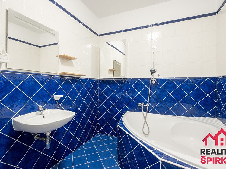 Prodej bytu 2+1, 63 m² (12 z 26)