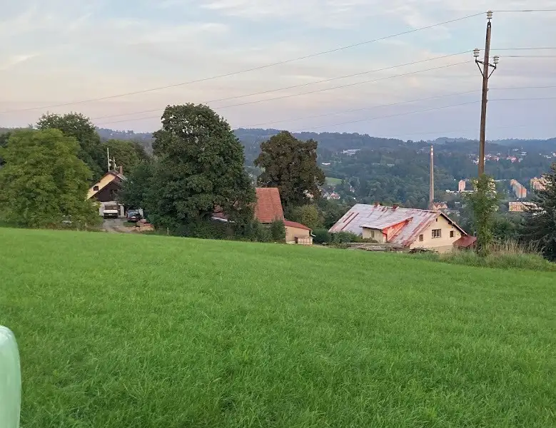 Prodej stavebního pozemku 1200 m², Semily – náhled fotky 3
