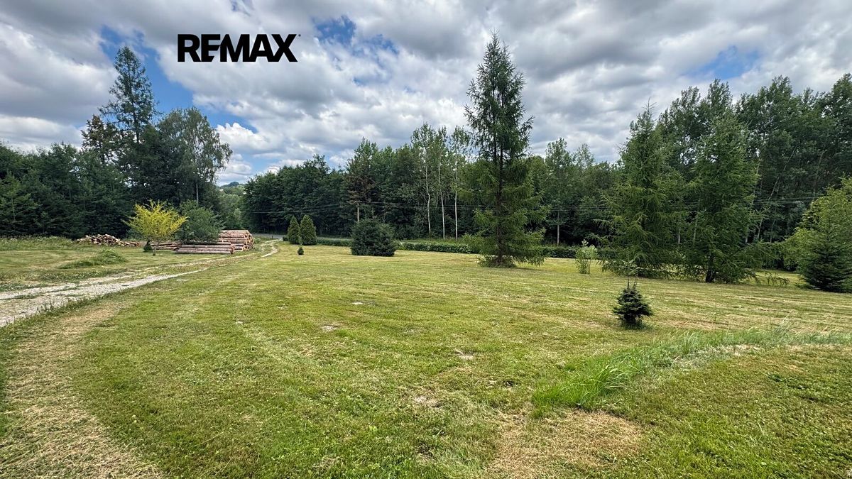 Prodej stavebního pozemku 805 m² – fotografie 2