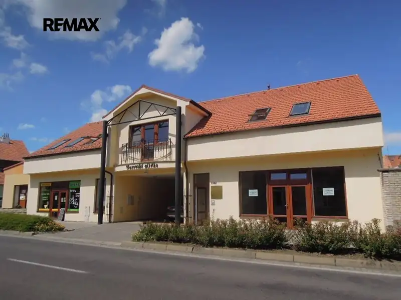 Pronájem obchodního prostoru 78 m², Kyjov – náhled fotky 1