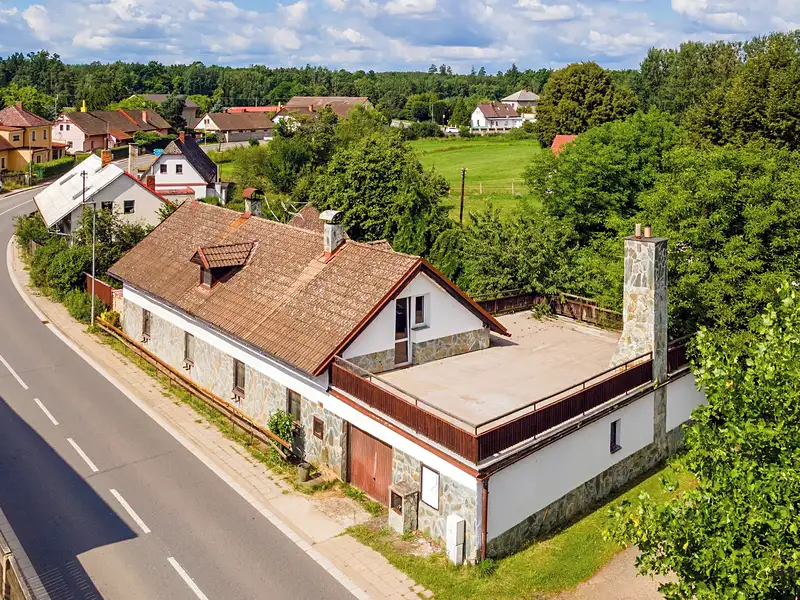 Prodej rodinného domu 206 m², pozemek 675 m², Třebechovice pod Orebem – Krňovice, okres Hradec Králové