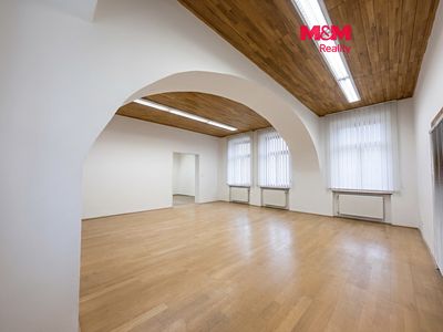 Pronájem obchodního prostoru 73 m²