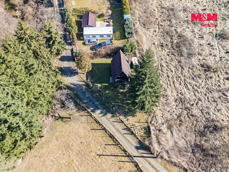 Prodej stavebního pozemku 305 m², Chrást – náhled fotky 2