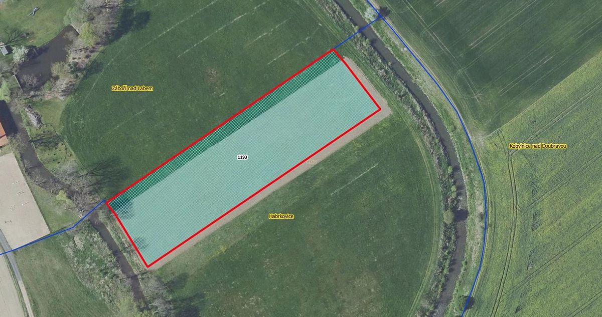 Prodej pole 8767 m², Záboří nad Labem – fotka 1 z 3