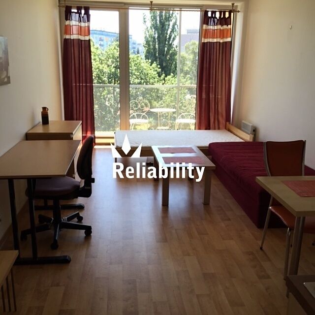 Pronájem bytu 1+kk 25 m² – fotografie 2