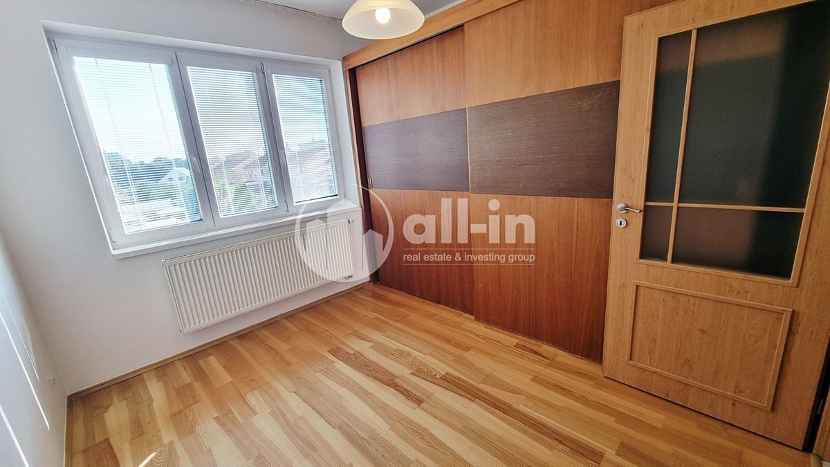 Pronájem bytu 3+1 90 m² – fotografie 2