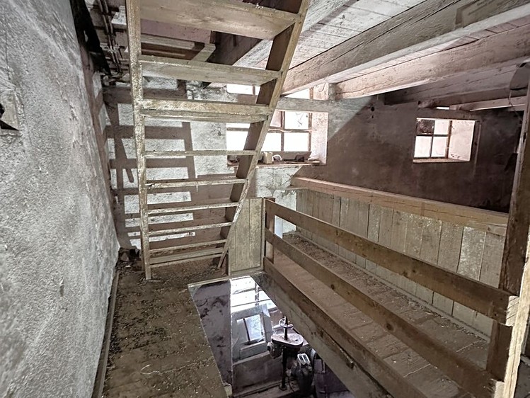 Комерційне приміщення на продаж, 830 м² (21 з 35)
