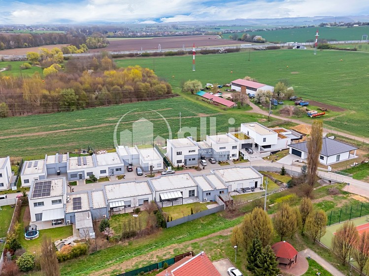 Prodej domu, 145 m² (28 z 32)
