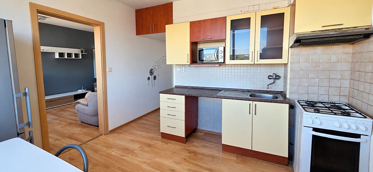 Pronájem bytu 3+1 70 m² – fotografie 2