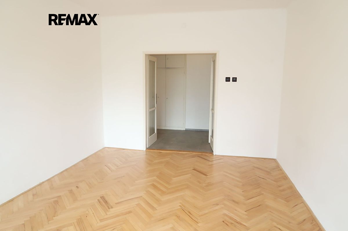Pronájem bytu 2+1 67 m² – fotografie 4