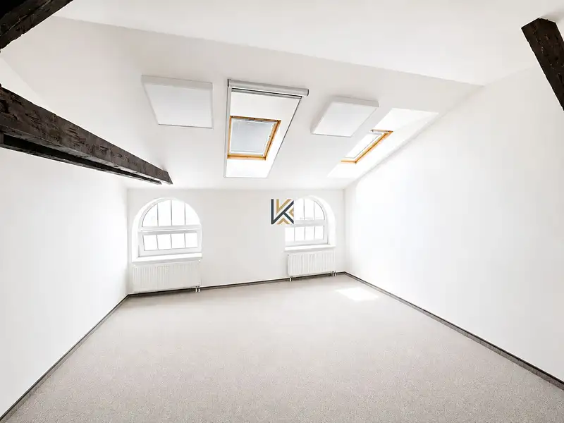 Pronájem kanceláře 45 m², Praha – náhled fotky 1