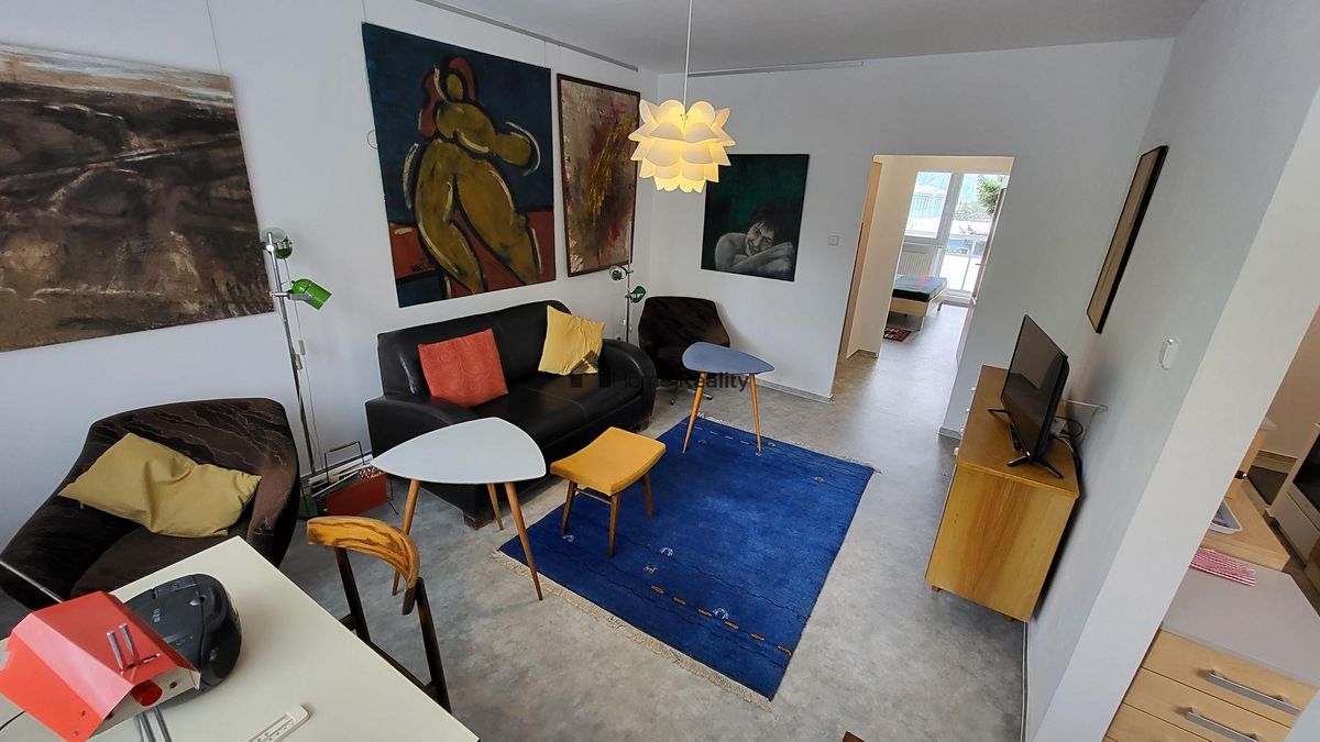 Pronájem bytu 2+1 60 m² – fotografie 2