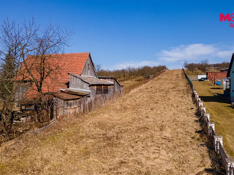 Prodej stavebního pozemku 1635 m², Slavičín – náhled fotky 2