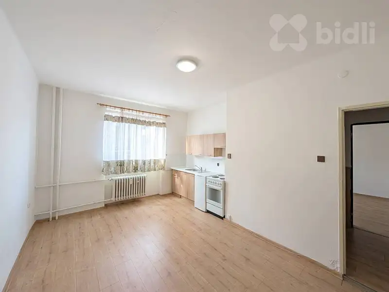 Pronájem bytu 1+kk 23 m², Most – náhled fotky 2