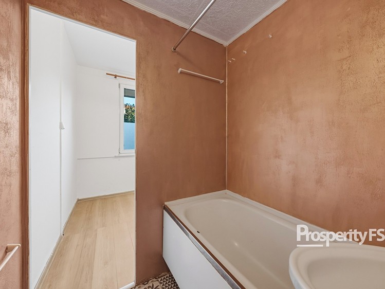 Wohnung 1+1 zum Kauf, 42 m² (22 von 29)