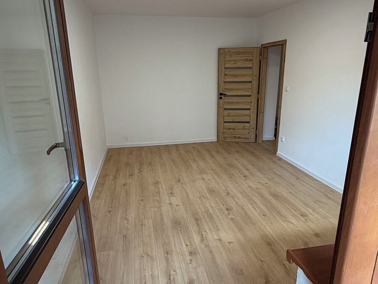 Pronájem bytu 2+1, 56 m² (13 z 16)
