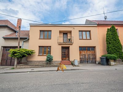 Prodej rodinného domu 243 m², pozemek 601 m²