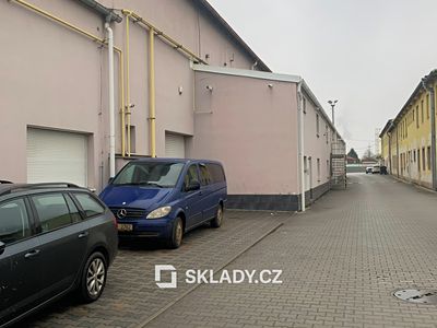 Pronájem skladového prostoru 2700 m²