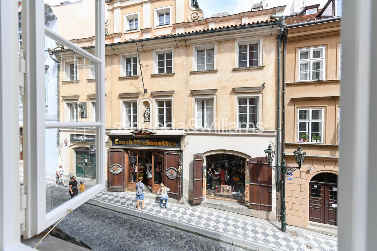 Pronájem bytu 2+kk 37 m² – fotografie 3