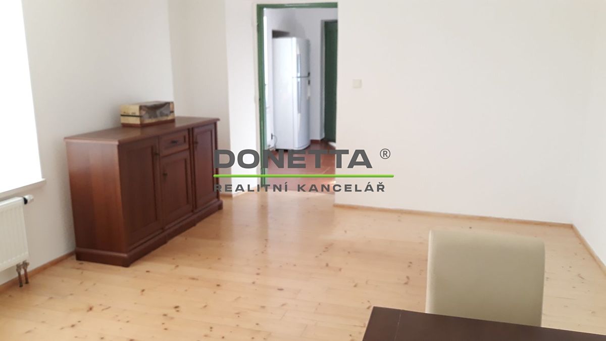 Pronájem rodinného domu 80 m², pozemek 70 m² – fotografie 4