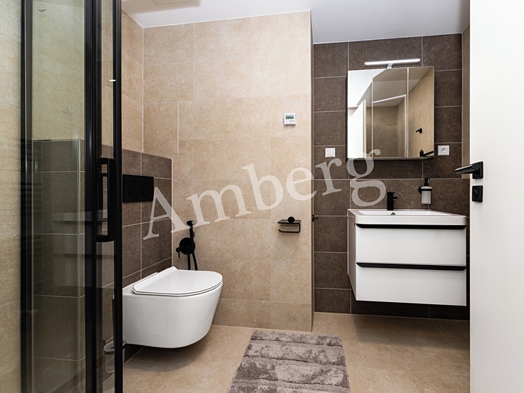 Квартира 1+kk в оренду, 32 м² (13 з 27)