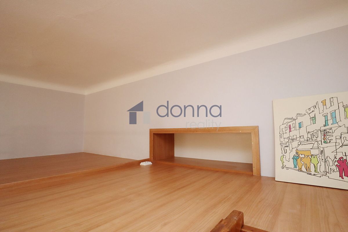 Pronájem bytu 1+kk 27 m² – fotografie 4
