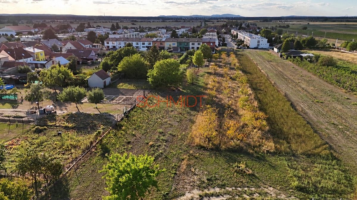 Prodej stavebního pozemku 721 m² – fotografie 3
