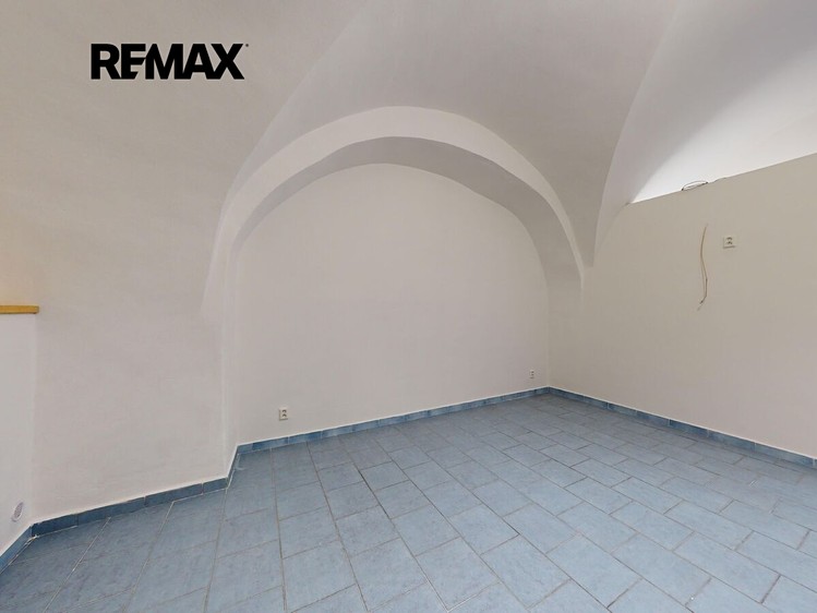 Комерційне приміщення в оренду, 35 м² (8 з 13)