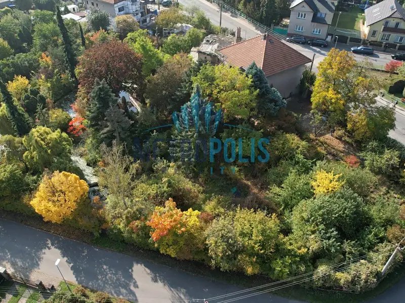 Prodej rodinného domu 260 m², pozemek 3645 m², Lhota – náhled fotky 2
