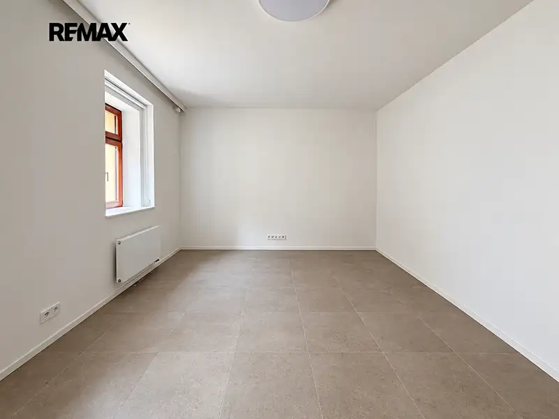 Pronájem bytu 2+kk 41 m², Praha – náhled fotky 2