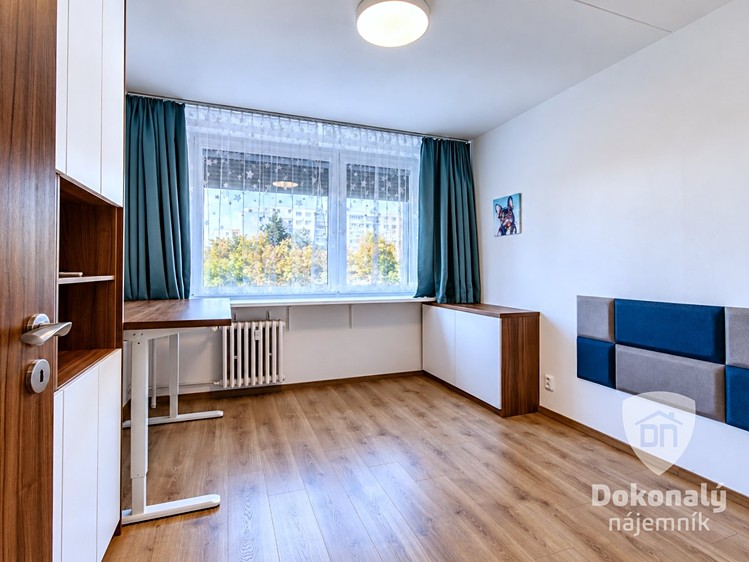 Pronájem bytu 3+kk, 72 m² (11 z 22)