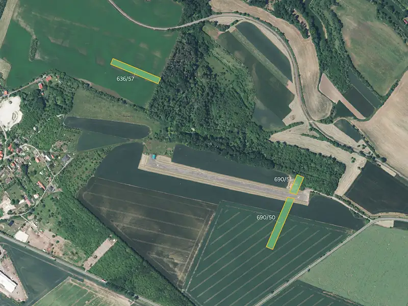Prodej pole 7658 m², Střemy – náhled fotky 1