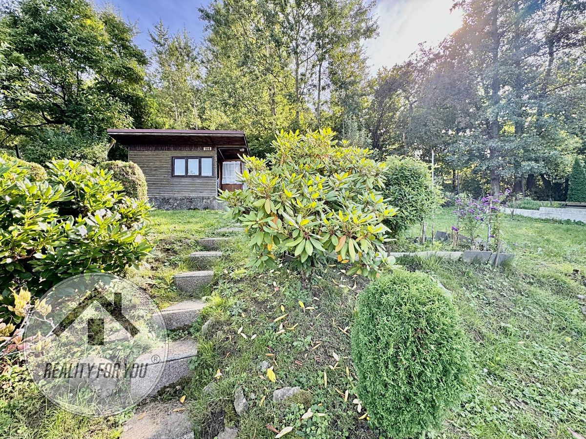 Prodej chaty 14 m², pozemek 400 m², Semily – fotka 1 z 3