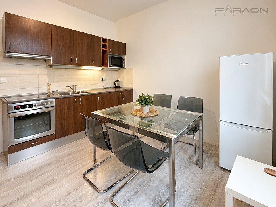 Pronájem bytu 1+1 38 m² – fotografie 2