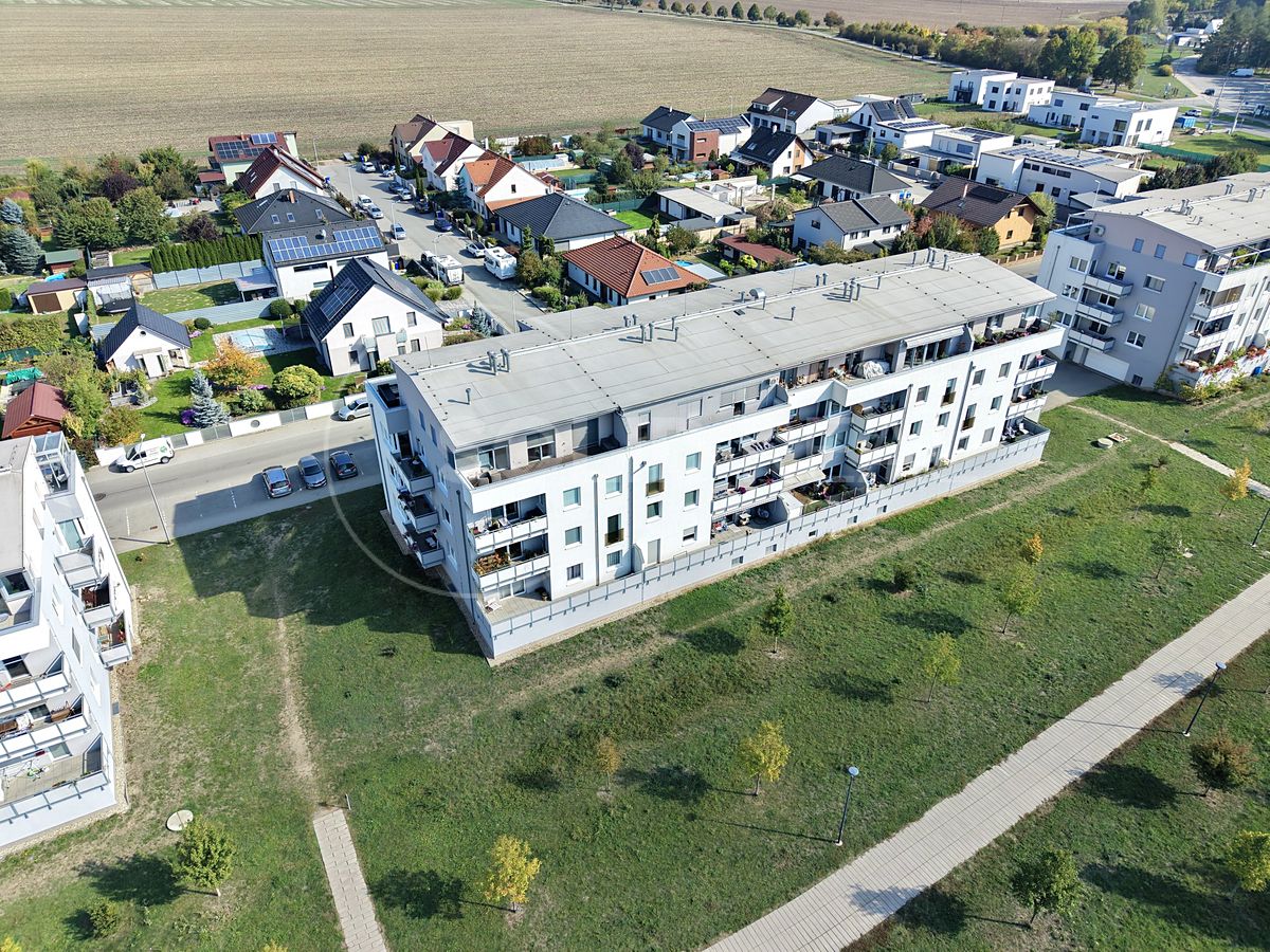 Pronájem bytu 3+1 64 m² – fotografie 3